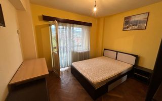 Apartament 3 camere, etaj 3 - zona Cetate - Poză 12