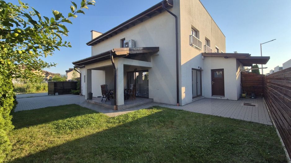 Casă modernă 4 camere 2 băi dressing  Șelimbăr - Poză 6