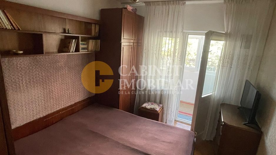 APARTAMENT 3 CAMERE - PODUL DE FIER decomandat - Poză 3