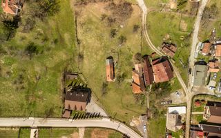 Domeniu de 6.500 mp teren+casa parinteasca,in magia Bucegilor,Moieciu, Brasov. - Poză 16