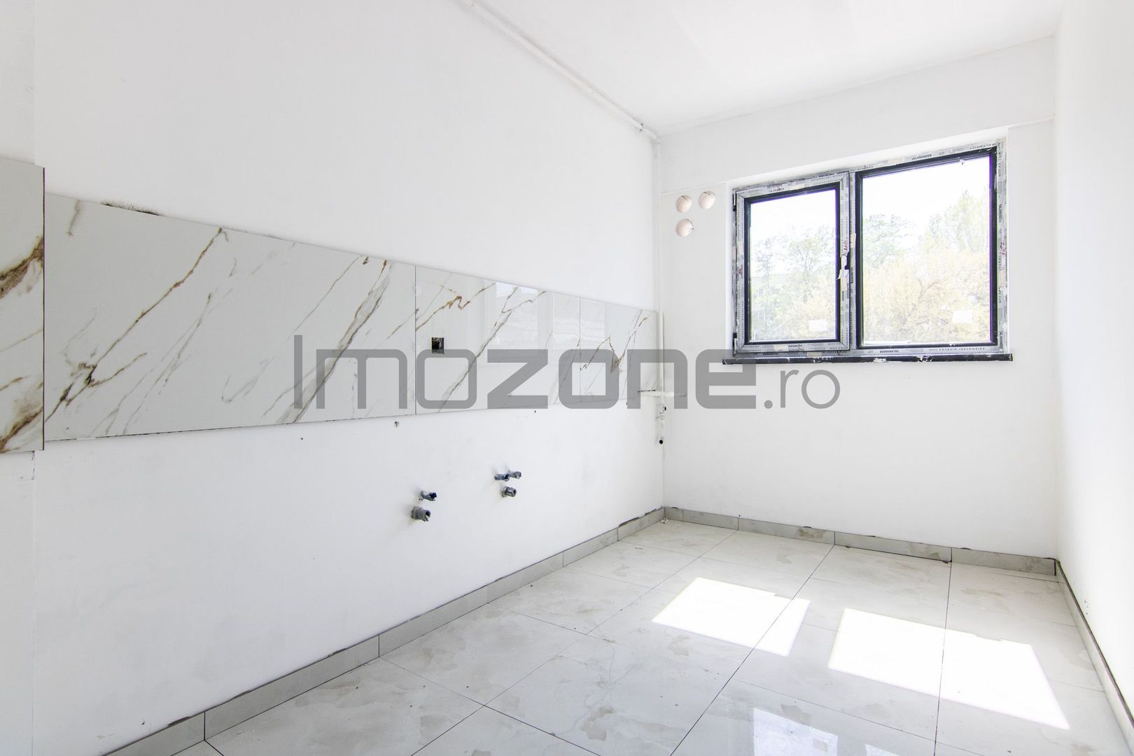 Apartament cu 2 Camere si 150 mp Curte Amenajata, la 5 minute de Metrou - Poză 5