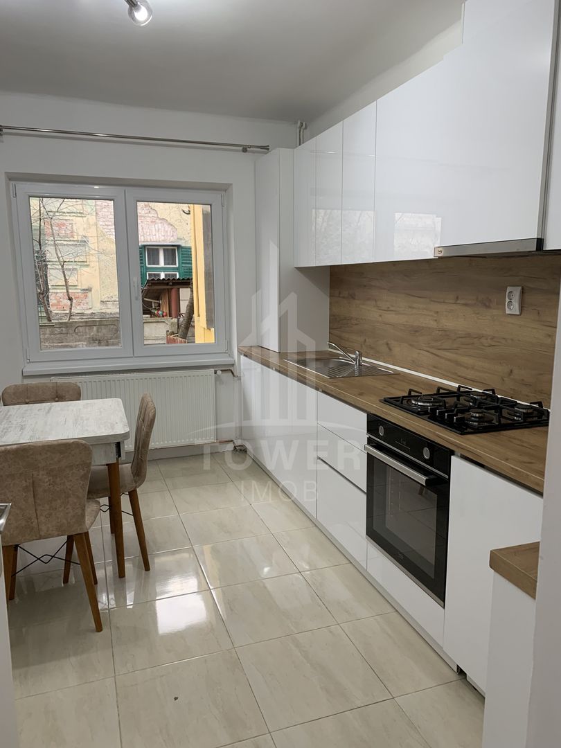 Casa duplex de închiriat, renovată | Zona Parcul Sub Arini - Poză 2