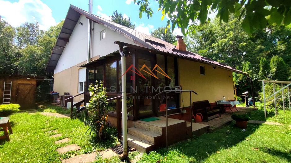 CASĂ INDIVIDUALĂ CU LIVADĂ | 2.195 MP TEREN | POIANA CÂMPINA - Poză 4