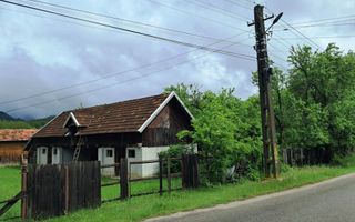 Casă și teren intravilan Polovragi - Poză 3