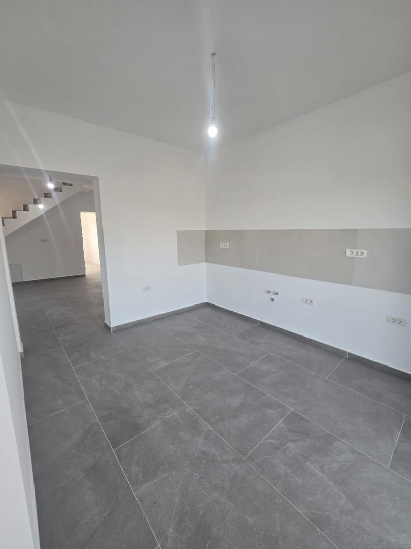 Duplex cu 4 camere, terasă și logie | Timișoara, Plopi | 172.000 € - Poză 6