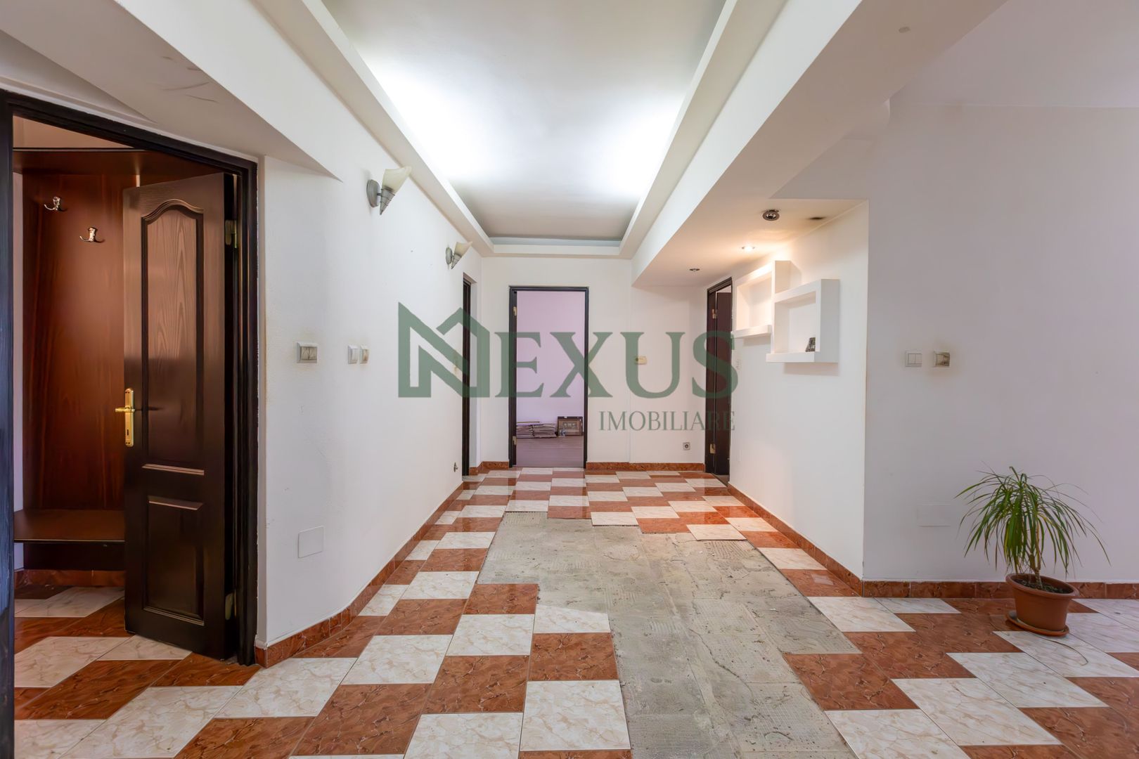 Apartament 3 camere decomandat, ultracentral! - Poză 3