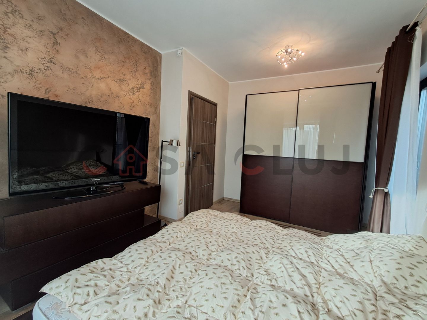 Duplex  La Cheie, 4 camere, 170 mp utili –Cartierul Europa!! - Poză 13