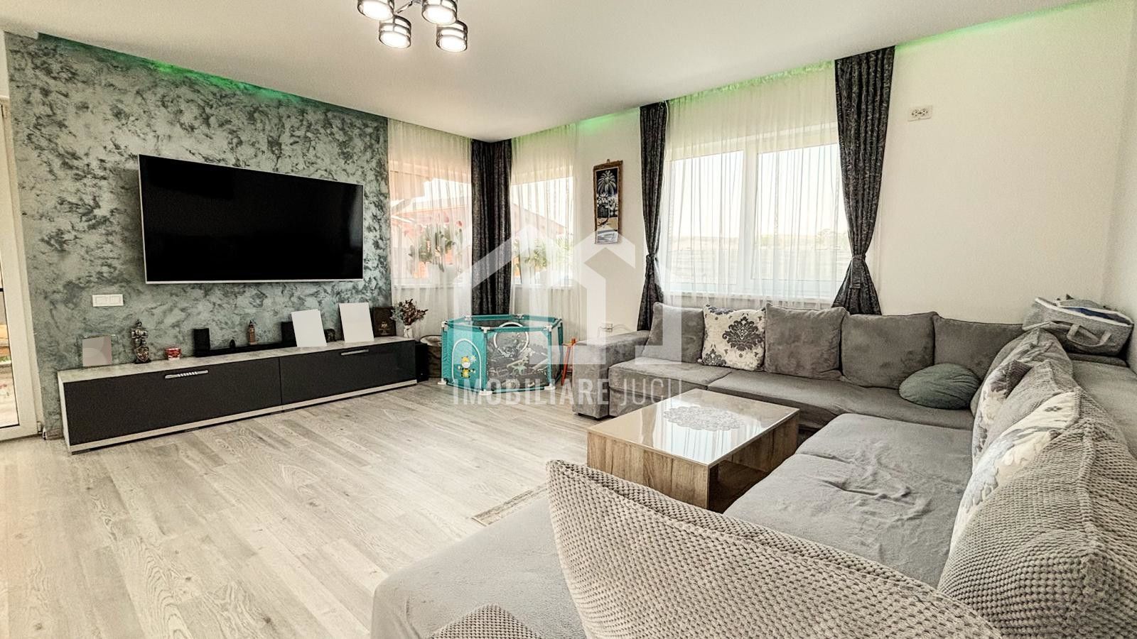 Casa individuala 4 camere, La Cheie, 112mp, Teren 500mp,  Km 17-Jucu - Poză 4