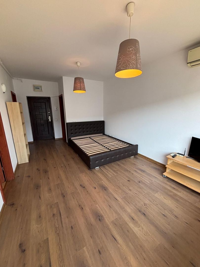 OCAZIE-Garsoniera cu parcare in Titan, bloc 2019 - Poză 2