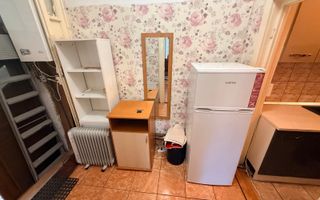 2 camere| Iosefin-vis a vis de Bega |zona superba| loc de parcare| curte comuna| - Poză 12