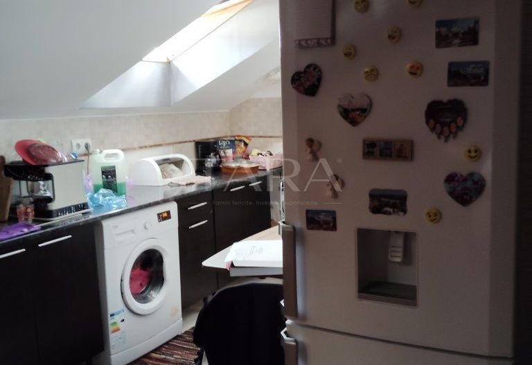 Apartament cu 2 camere, spațiu de depozitare de 30 mp, Florești. - Poză 3