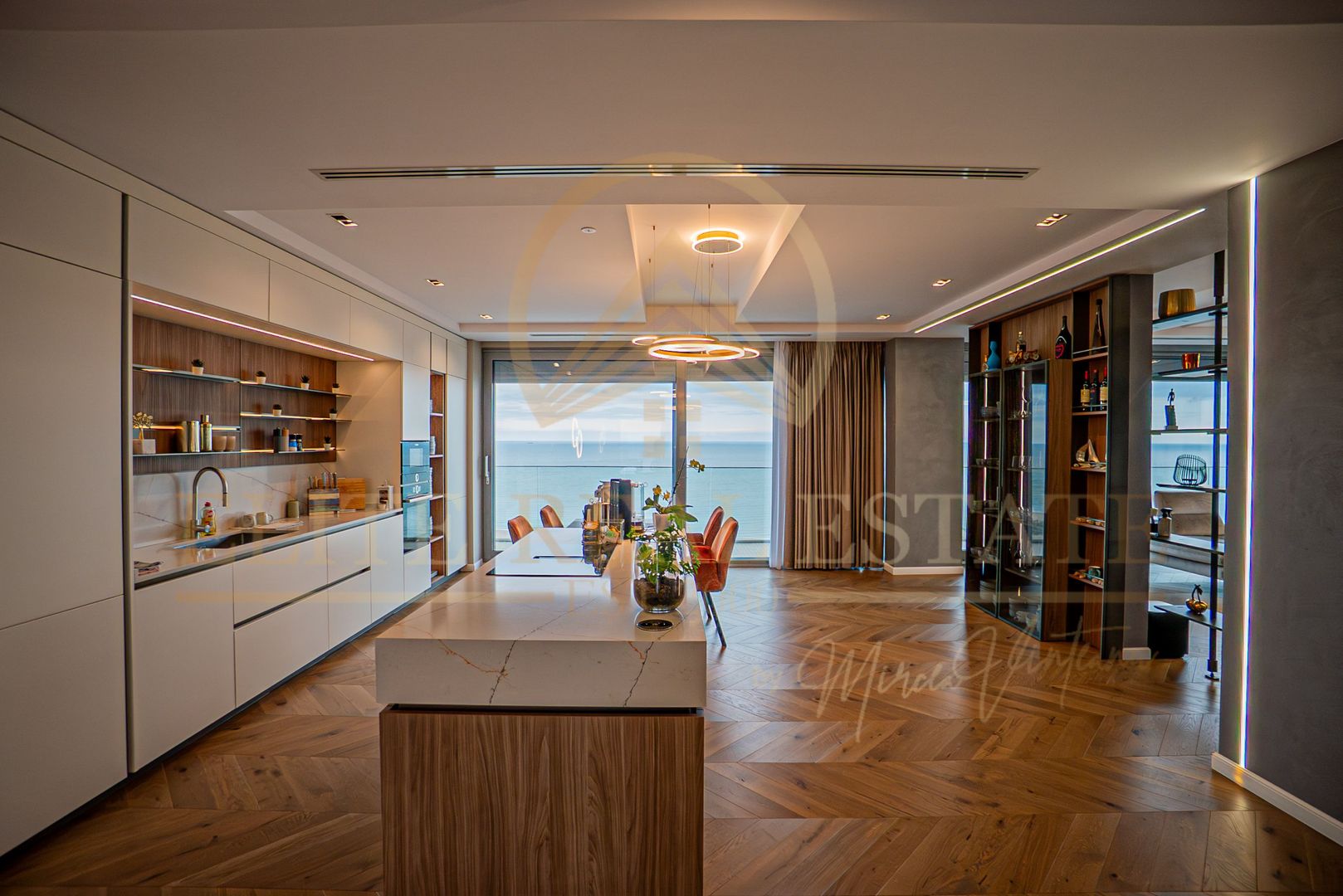 PENTHOUSE UNIC in mijlocul orasului Constanta - Poză 6