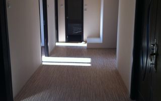 APARTAMENT CU 4 DORMITOARE LA VANZARE ZONA BASARABIA - Poză 10