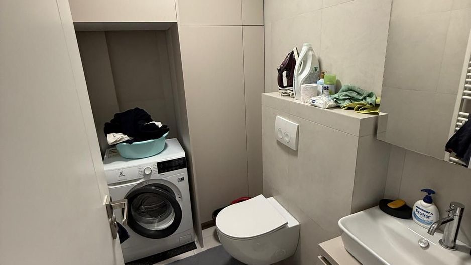 Apartament bloc NOU,4 camere,3 bai,2 terase,parcare privată - Poză 10