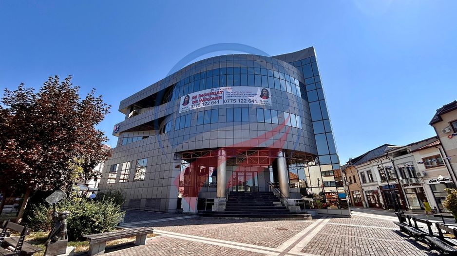 Spatiu comercial de inchiriat in zona Ultracentral/Craiova - Poză 1