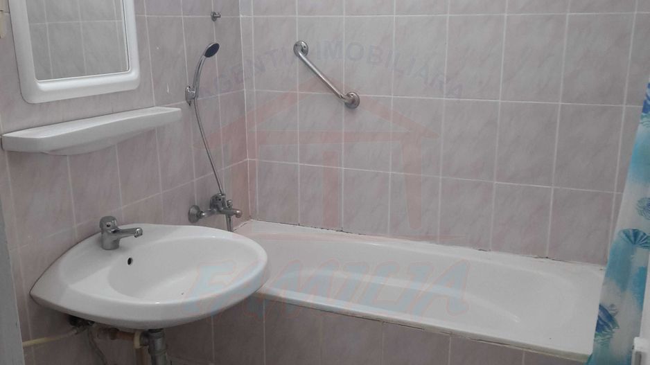 ✨De închiriat 3 camere, Centru, 400 Euro/luna - Poză 5