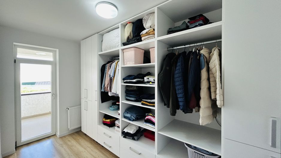 Apartament de vanzare, bloc nou, cu lift, bucatarie separata, dressing - Poză 7