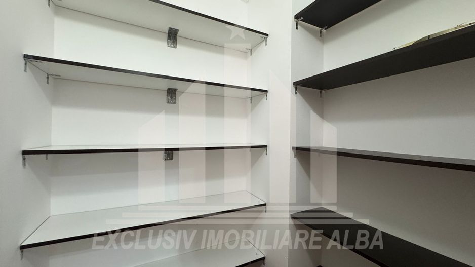 Apartament cu 2 camere de inchiriat, Cetate - Poză 6