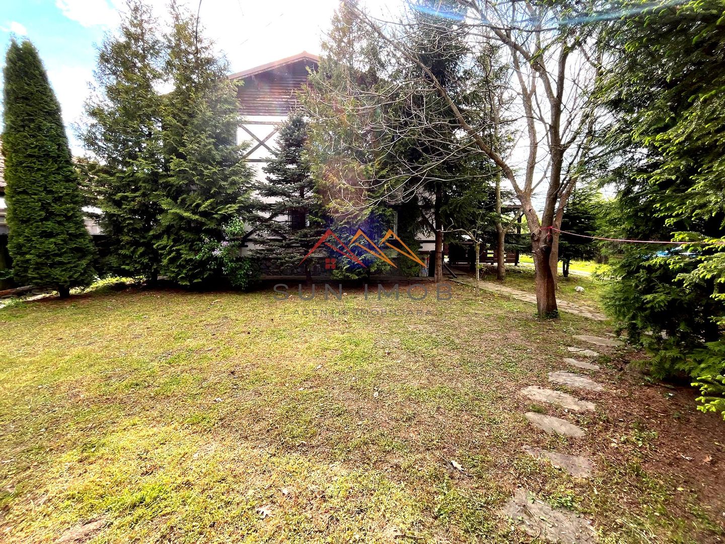 Casă rustică P+M duplex, teren 325 mp, foișor, Brebu PH 159000 Euro - Poză 9