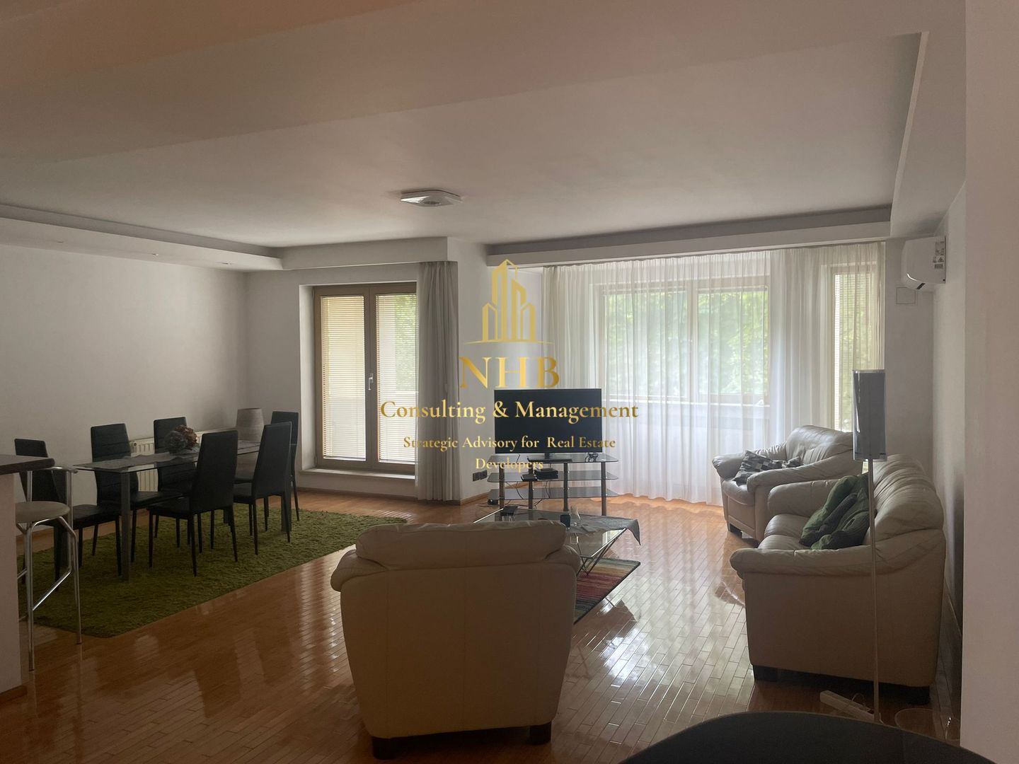 Apartament 4 camere  de inchiriat - Aviatorilor - Poză 1