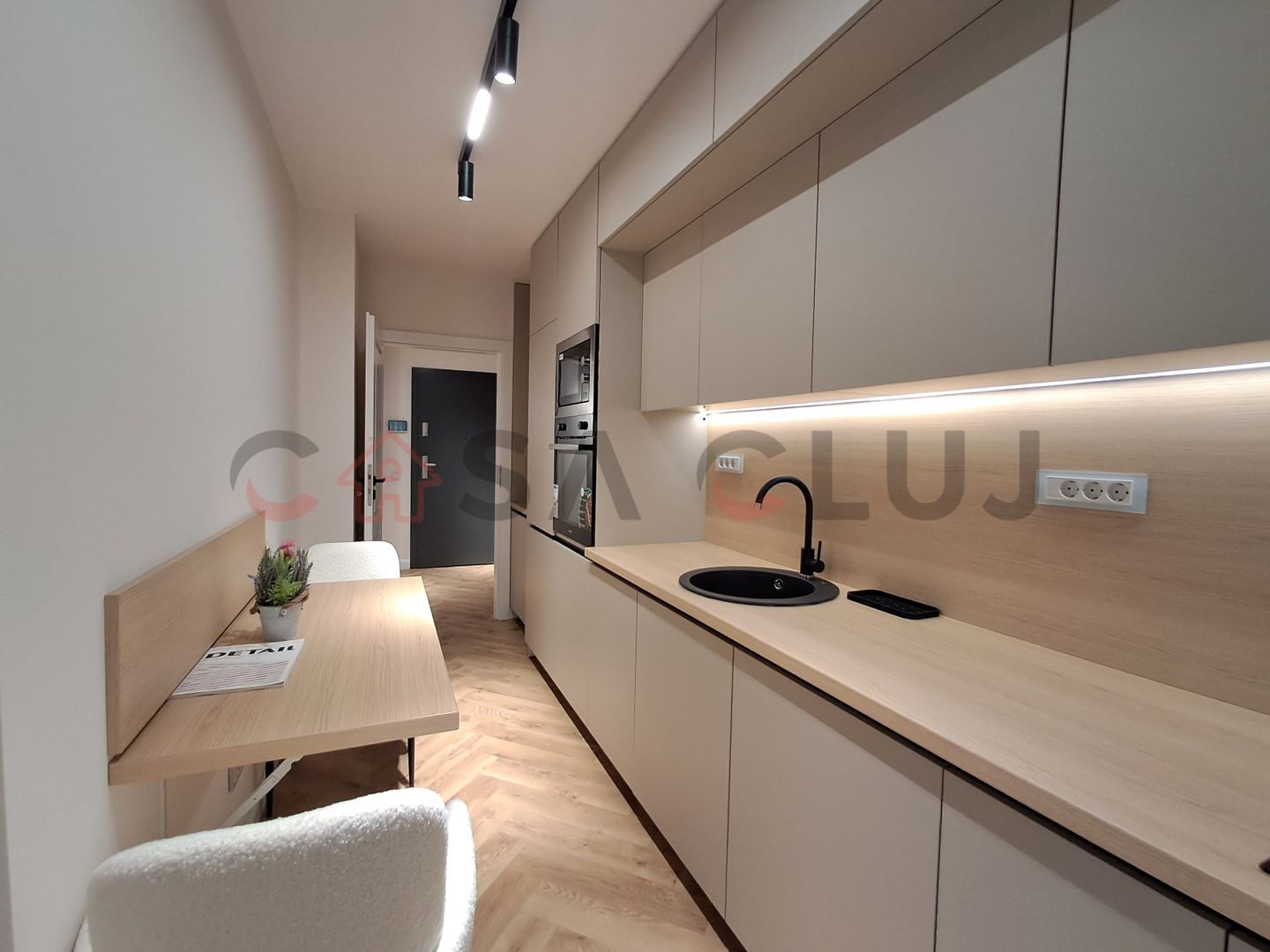 Apartament La cheie, Balcon 12mp,  Ansamblu Rezidențial modern!! - Poză 7