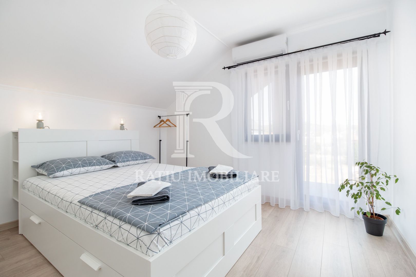 Casa cu 4 dormitoare | Cartierul Tineretului | Oradea - Poză 10