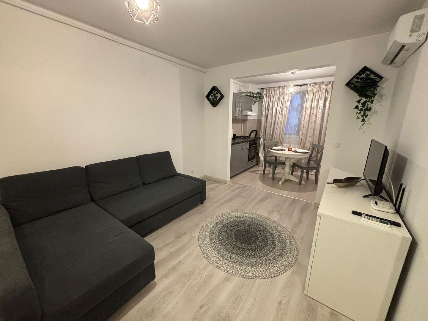 AP. 2 CAMERE HILS PALLADY, PARCARE, CENTRALA PROPRIE, BLOC NOU - Poză 1