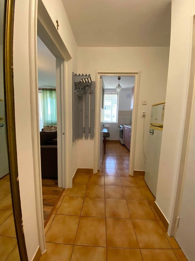 Apartament 2 camere in zona Drumul Taberei la 3 minute de metrou - Poză 6