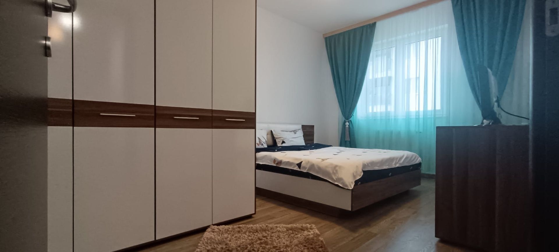 Apart. 2 cam. mare + Parcare + Terasa ! Sector 6 - Poză 6