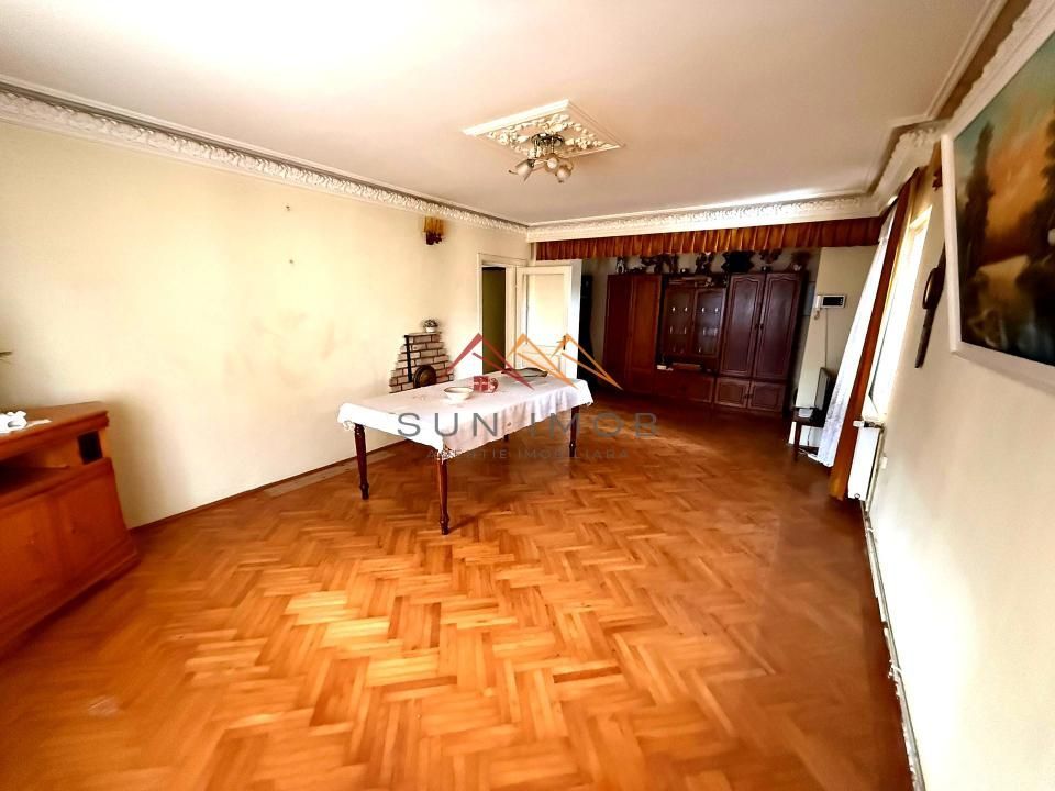 Vila 7 camere, an 1984, garaj, terasa, teren 604 m2, Poiana Campina,PH - Poză 4