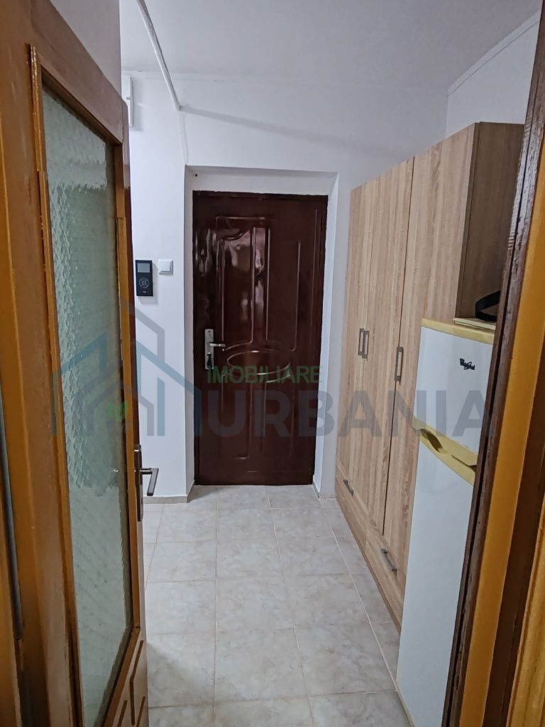 Apartament de închiriat, 2 camere, zona Alexandru cel Bun, lângă Carrefour Gara Mare - Poză 1