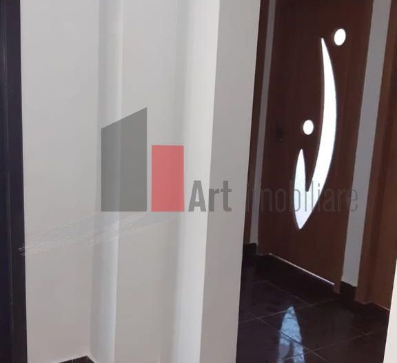 APARTAMENT 3 CAMERE DECOMANDATE SEBASTIAN - Poză 2