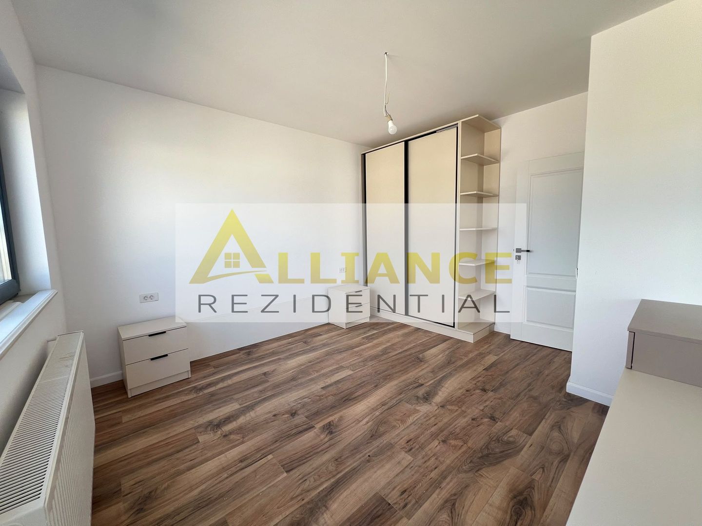 VILA INDIVIDUALA MODERNA SEMIMOBILATA -4 CAMERE-TEREN 375 MP - Poză 12