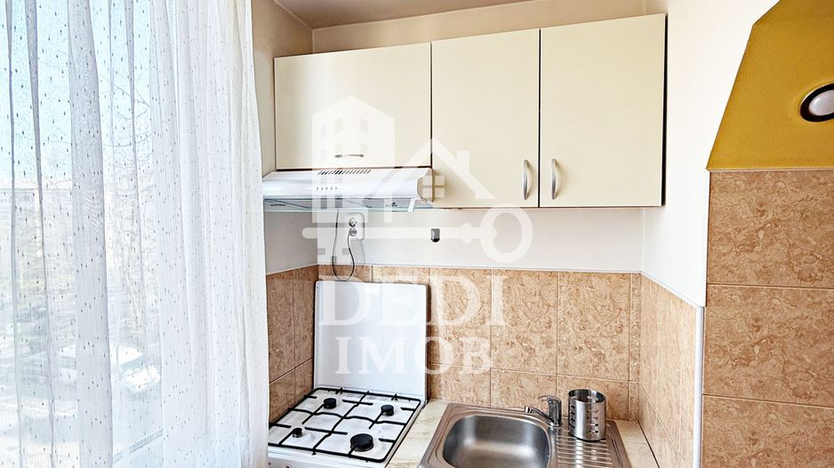 Apartament cu 3 camere de inchiriat Decebal, Oradea - Poză 9
