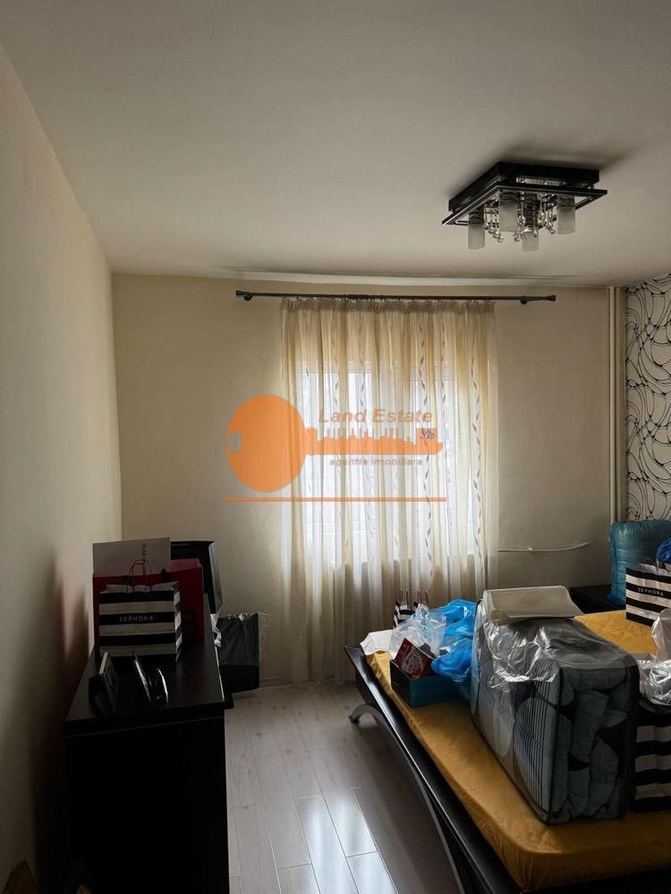 Apartament cu 3 camere Drumul Taberei (Bloc din 1980) - Poză 1