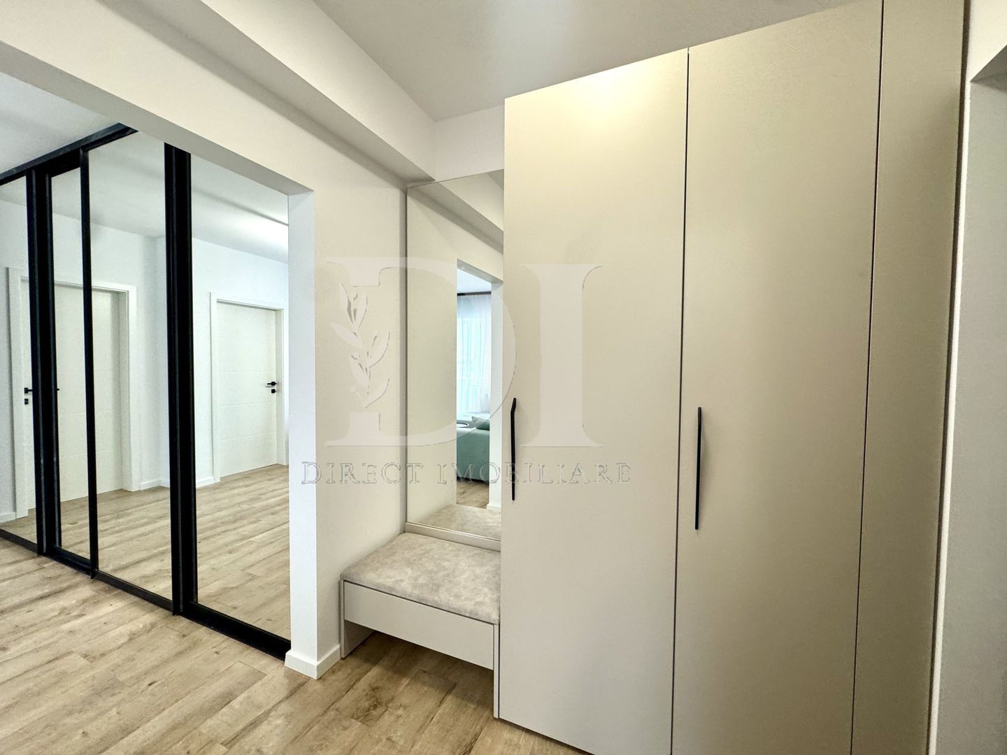 Apartament la cheie / etaj intermediar / Zona Terra - Poză 5