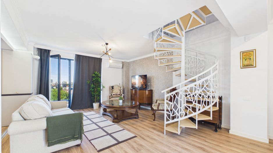 Duplex Catedral Residence | Terasa 70 mp | Loc de parcare - Poză 1