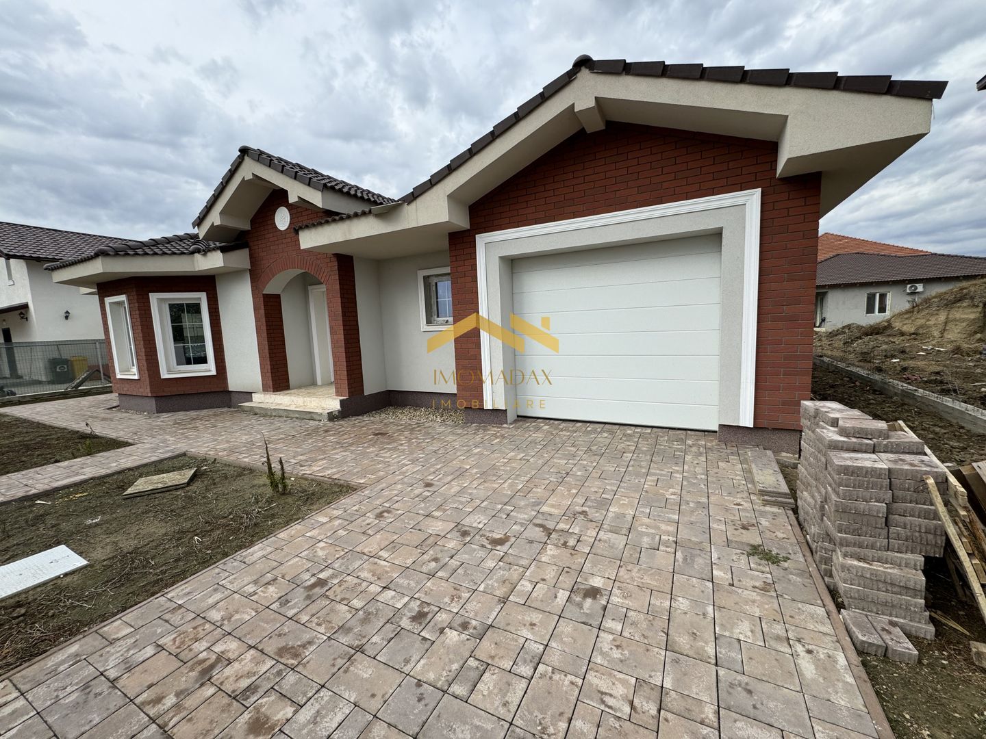 Mosnita Veche-Casa Individuala-Finisaje la Alegere - Poză 3