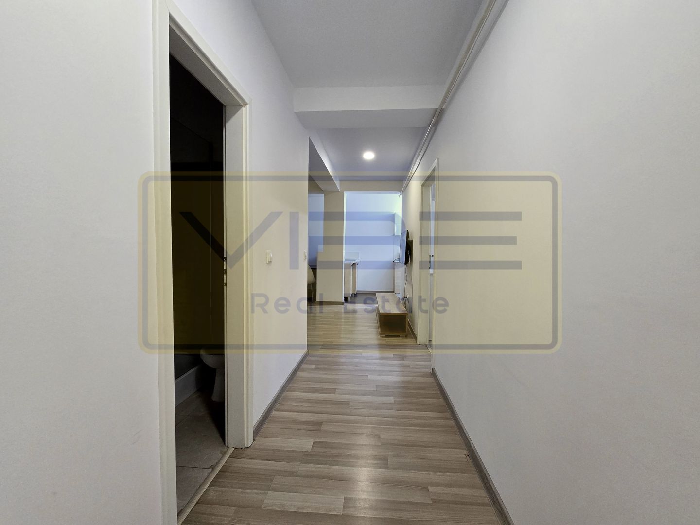 Piata Chirila- bloc nou- 3 camere - 550euro - Poză 2