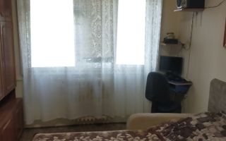 Apartament cu 3 camere decomandate, 2 băi și 2 beciuri, Mănăștur . - Poză 1