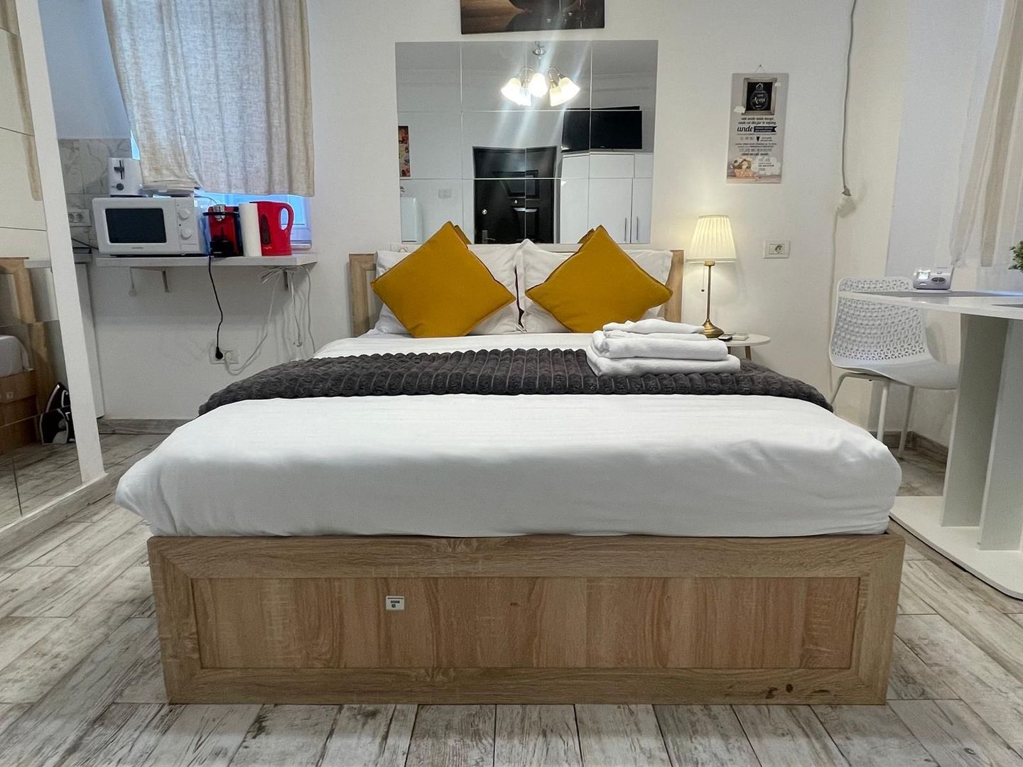 STUDIO DE ÎNCHIRIAT – ZONA Unirii -CENTRALA PROPRIE - Poză 3