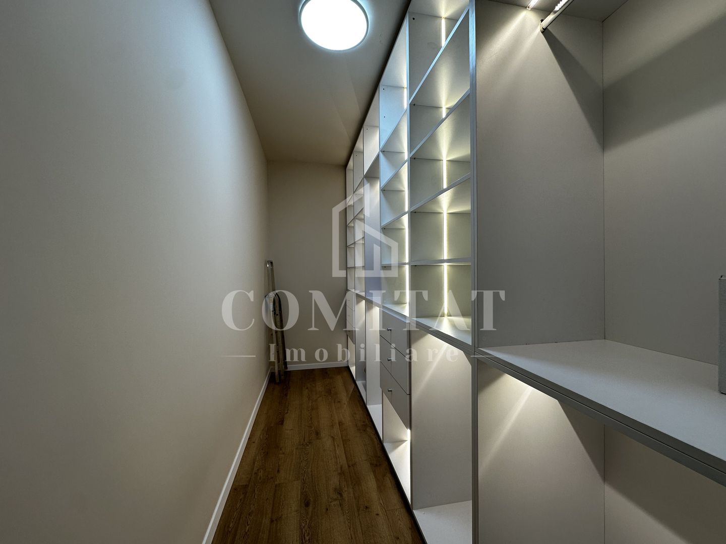 Apartament premium | Etaj intemediar | Zona Eroilor - Floresti - Poză 11