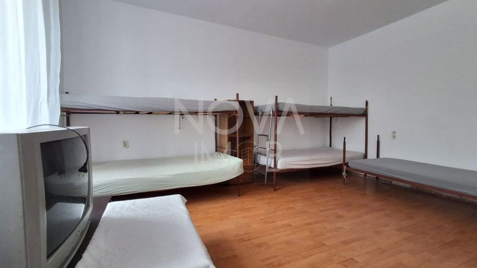 Casa pentru muncitori, 19 locuri - Trei Stejari - Poză 4