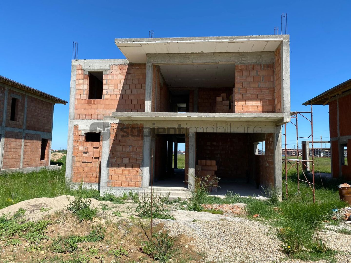 Sapient | Casa P+E in cartier Viena RESIDENCE - Poză 1