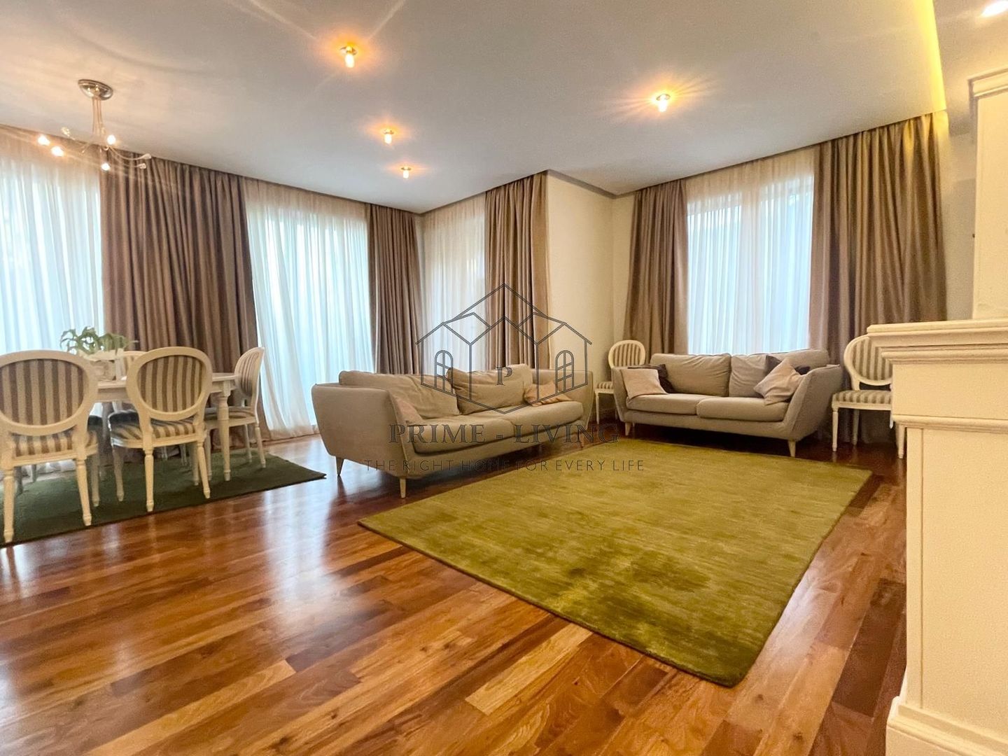 APARTAMENT SUPERB CU 4 CAMERE CU VEDERE SPRE PARCUL VERDI - Poză 1