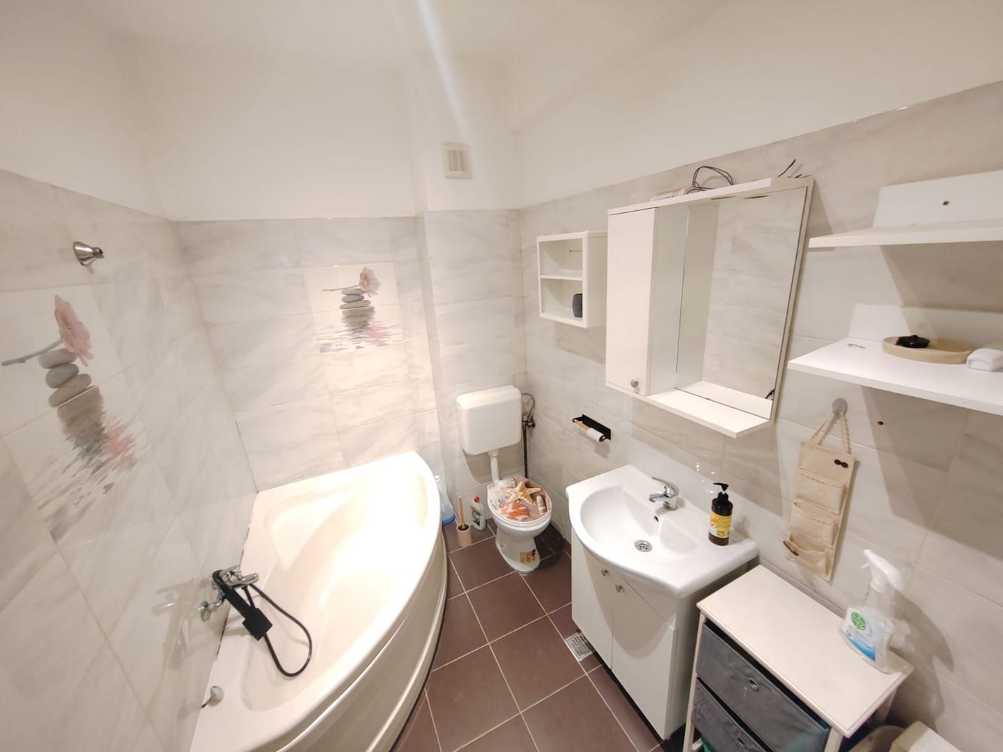 Dobroesti Apartament luminos gata de mutare sau inchiriere - Poză 10