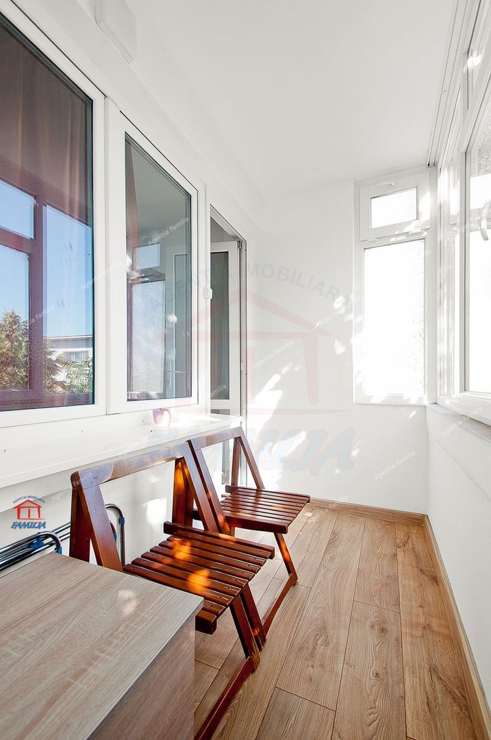 De vanzare apartament 2 camere Centru, etaj 3 - Poză 6