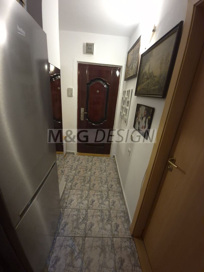 1 camera Girocului la parter - Poză 6