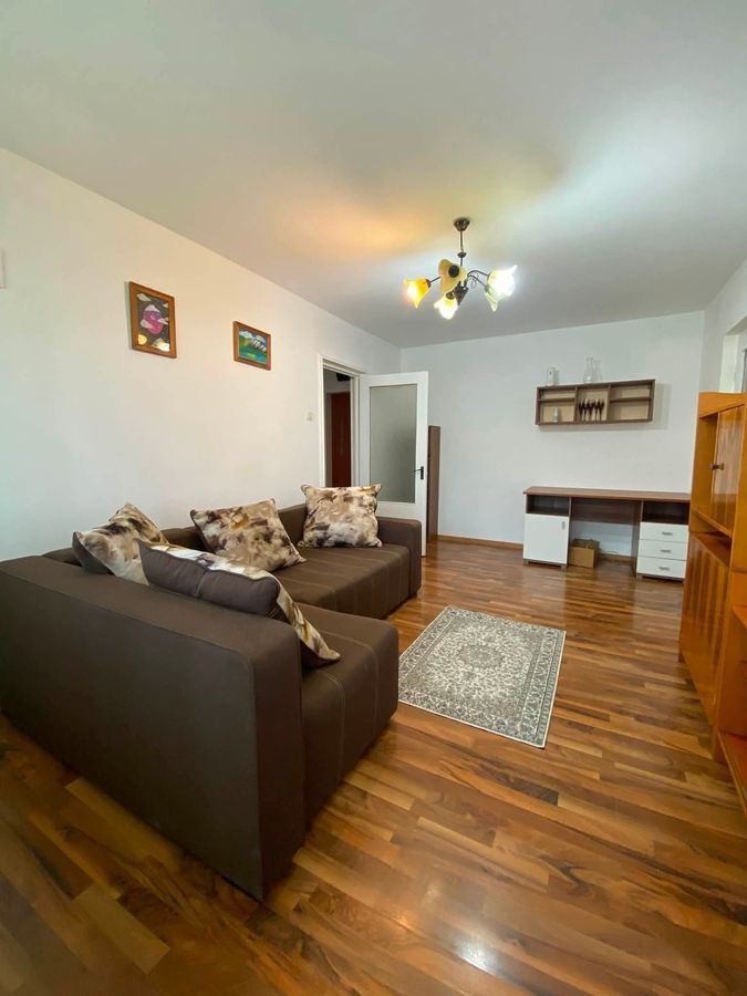 Apartament 2 camere in zona Drumul Taberei la 3 minute de metrou - Poză 1