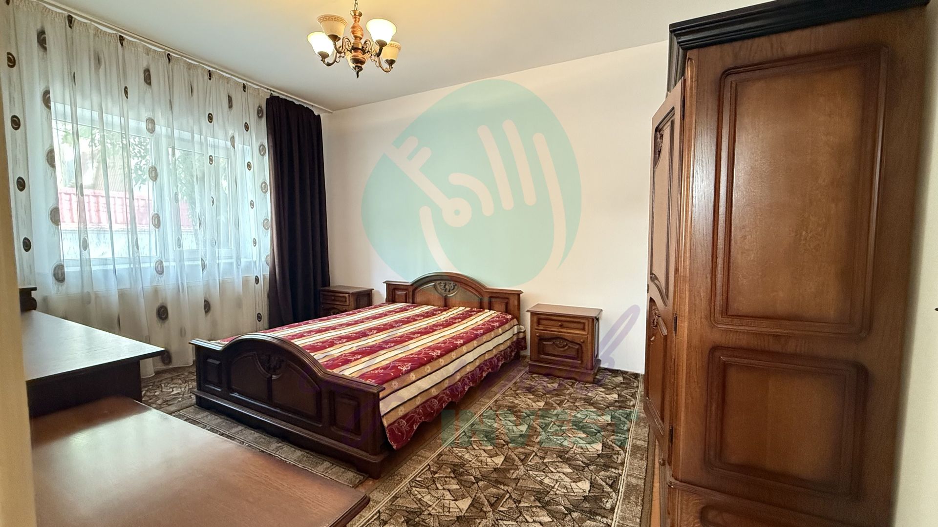 Apartament in vila - la 3 minute de metrou - Poză 1